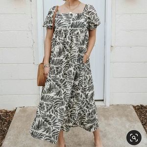 NWT Hayden puff sleeve midi dress